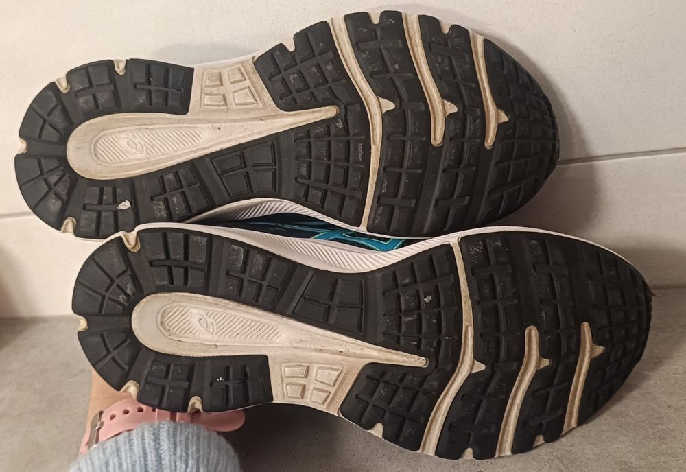 Buty sportowe Asics r.37