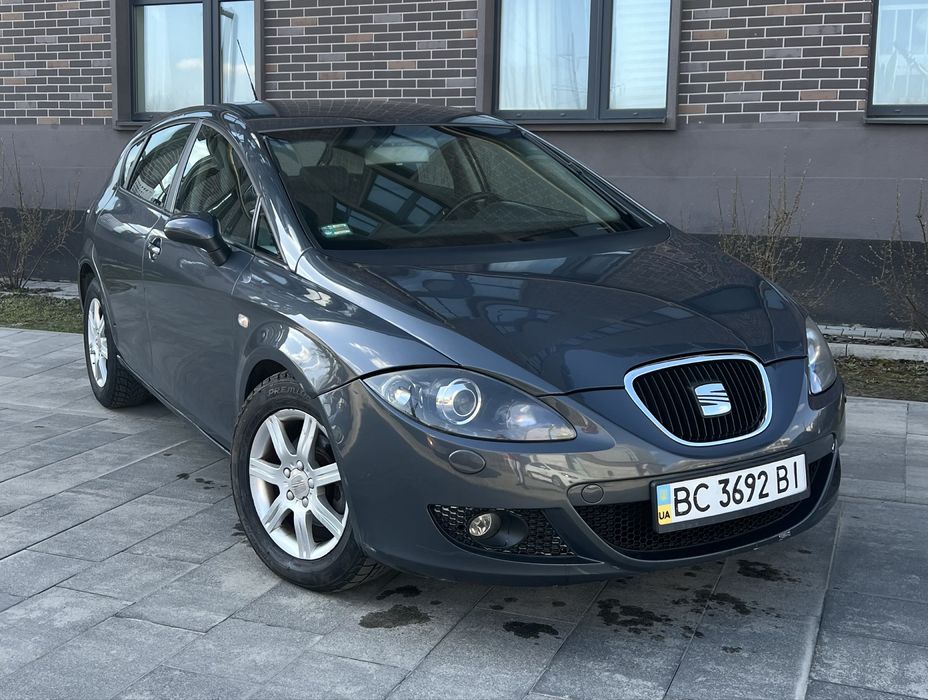 Seat Leon 1.6 бензин