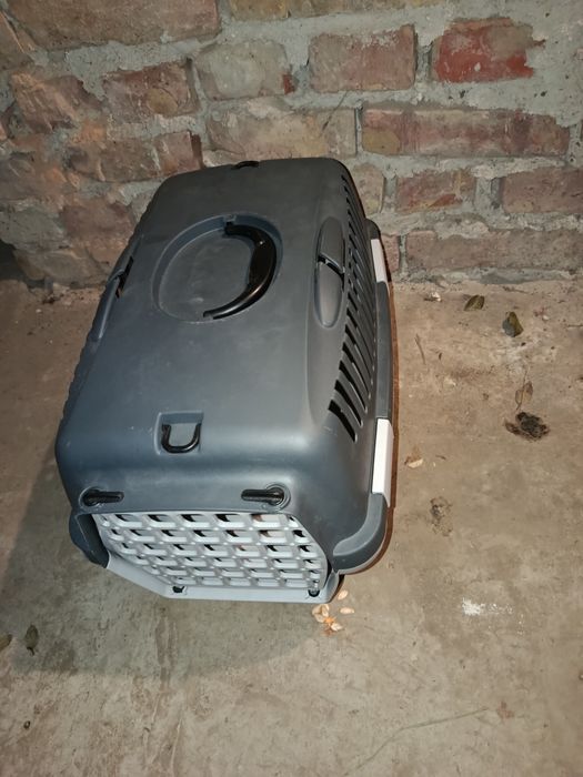 Переноска для тварин