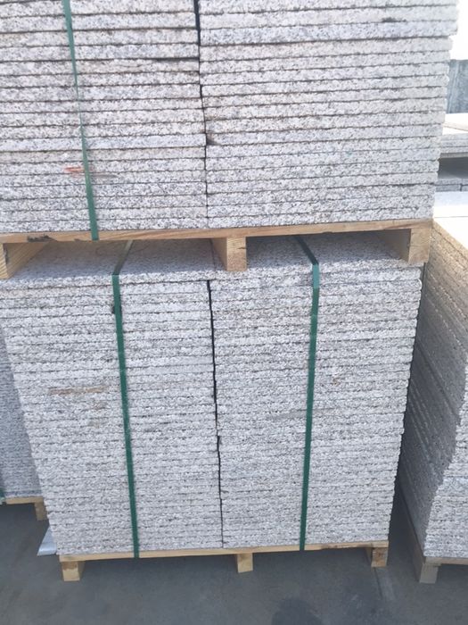 Granito Amarelo vila real picado 2ª