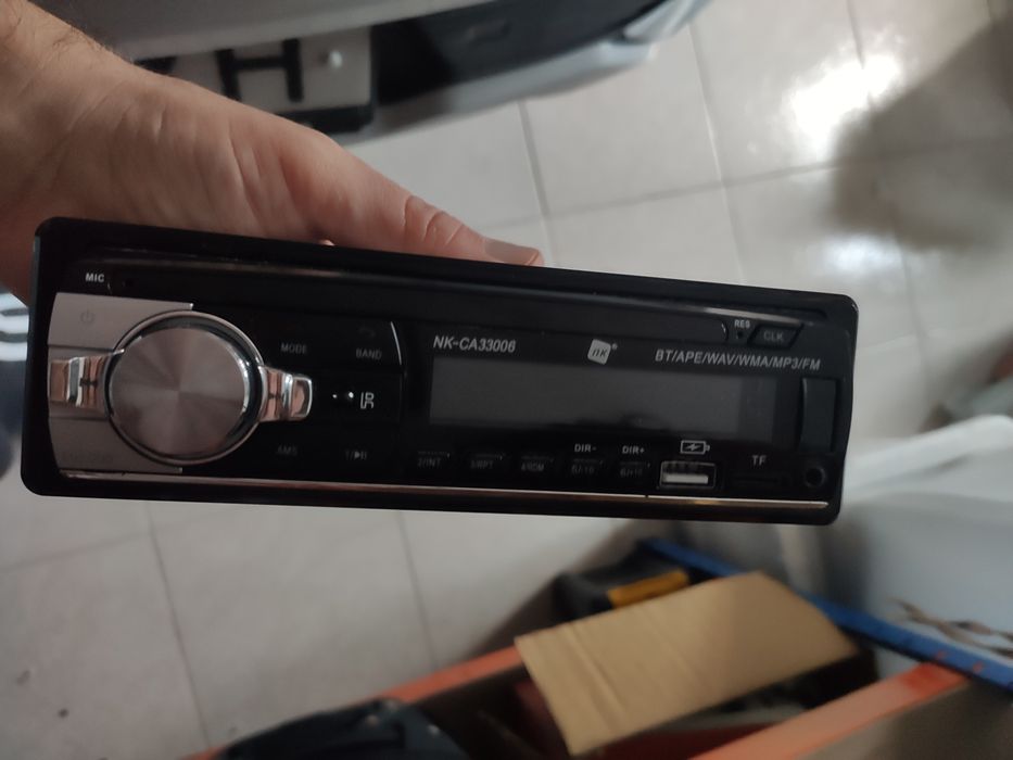 Auto-radio usado