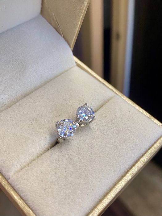 Срібні сережки з діамантами муасанітами 1ct+1ct. Сертифікат!
