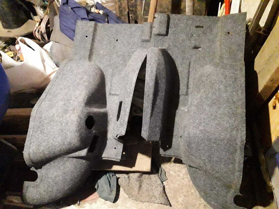 Продам обивка багажника на ЗАЗ Славута