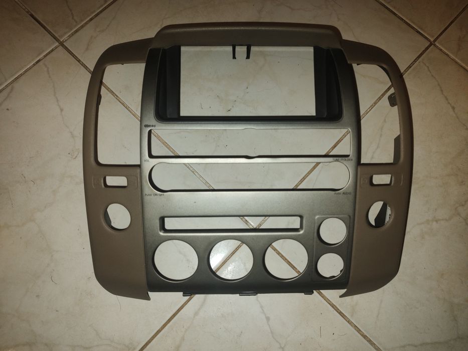 Kokpit, ramka radia nissan pathfinder/navara