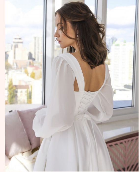 Весільна  Сукня  Міді