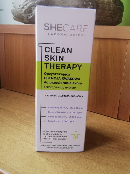 Oczyszczająca esencja kwasowa do przecierania skóry Clean Skin SheCare