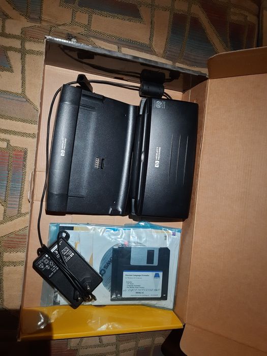 Винтажный PC Hewlett Packard HP 620LX Palmtop PC микро комп