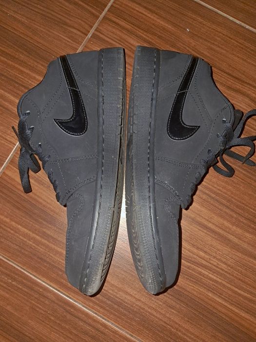 Кросівки чоловічі Air Jordan 1 Low Triple Black.
