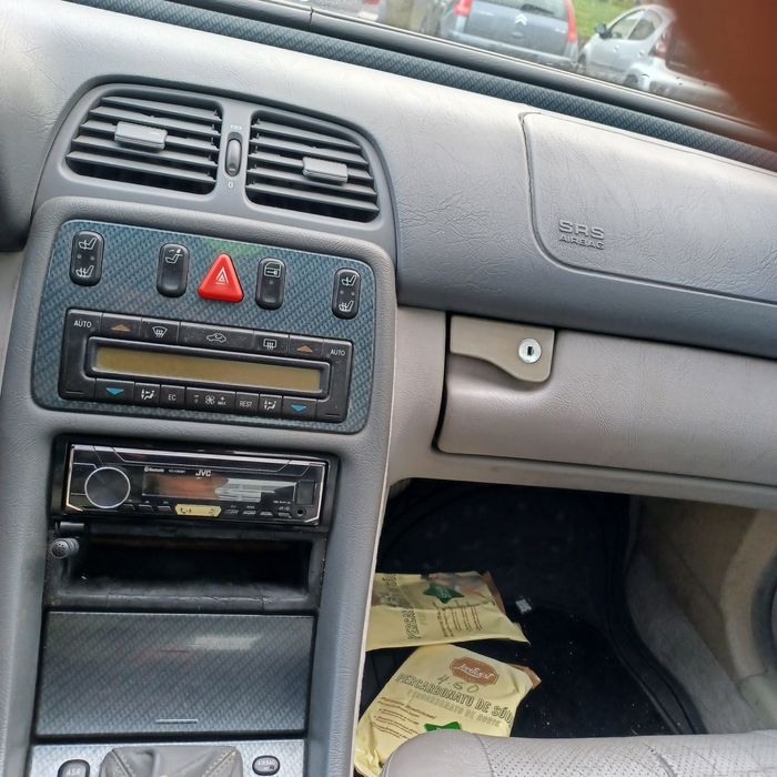 Carro Mercedes CLK230 sport