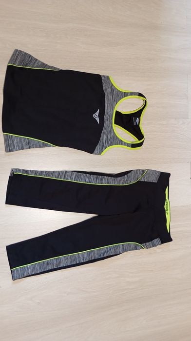 Komplet damski XS sportowy