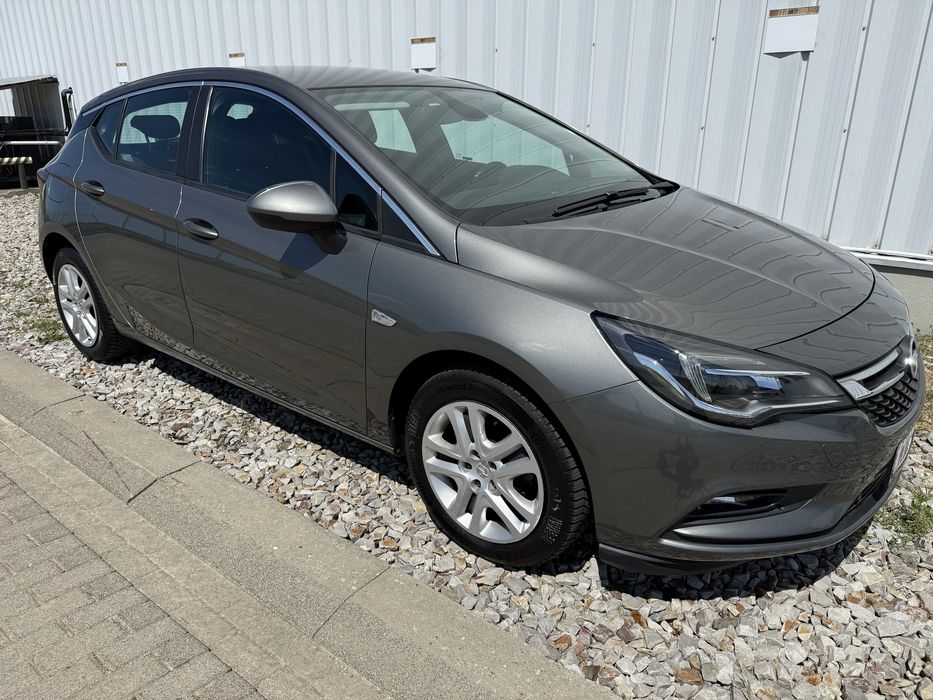 Opel Astra 1.6 CDTi 110 KM