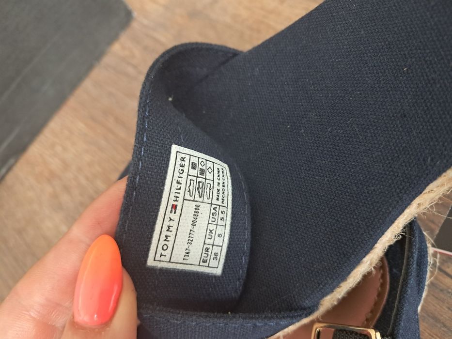 Tommy Hilfiger sandałki wyższe logowane granatowe 38 rope wedge sandal