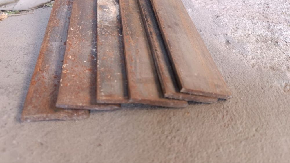 Залишки небагато уголок труба, полоса, профіль стальний алюминевий