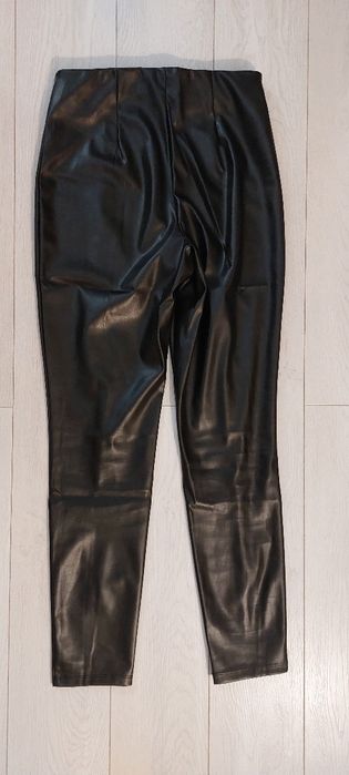 Nowe spodnie legginsy z ekoskóry Sinsay M 38