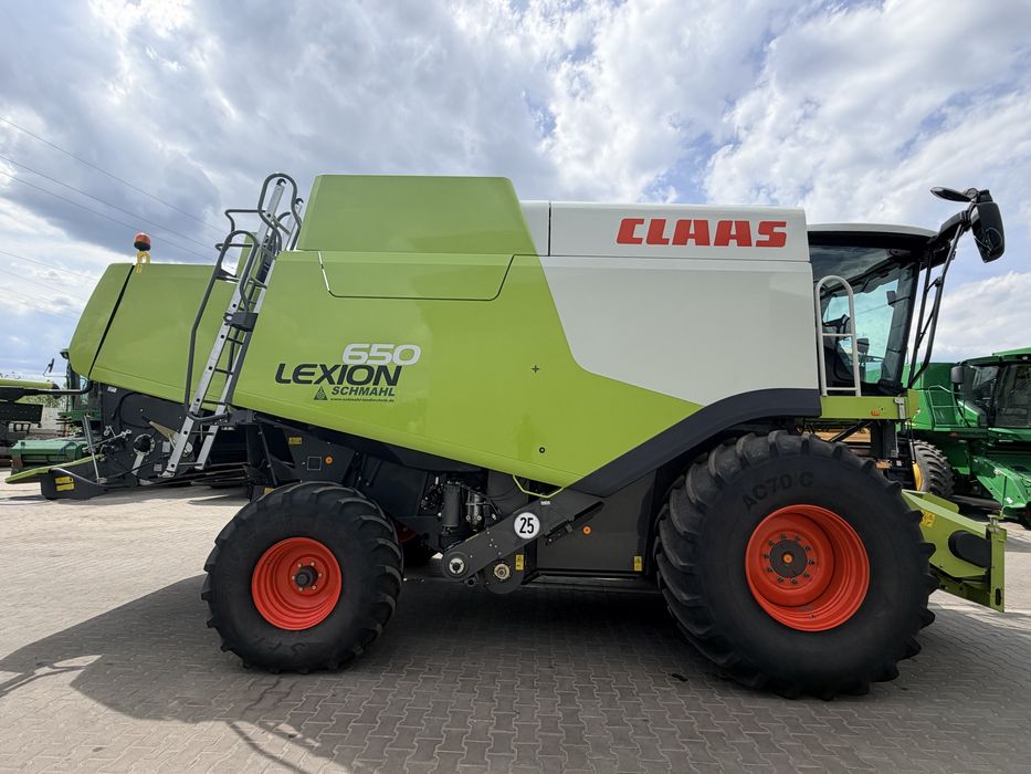 Комбайн Claas lexion 650