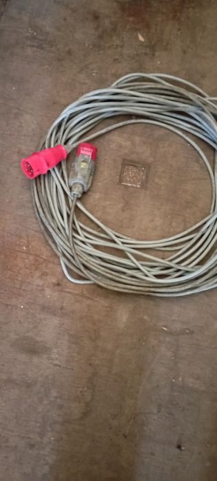 Przedłużacz budowlany