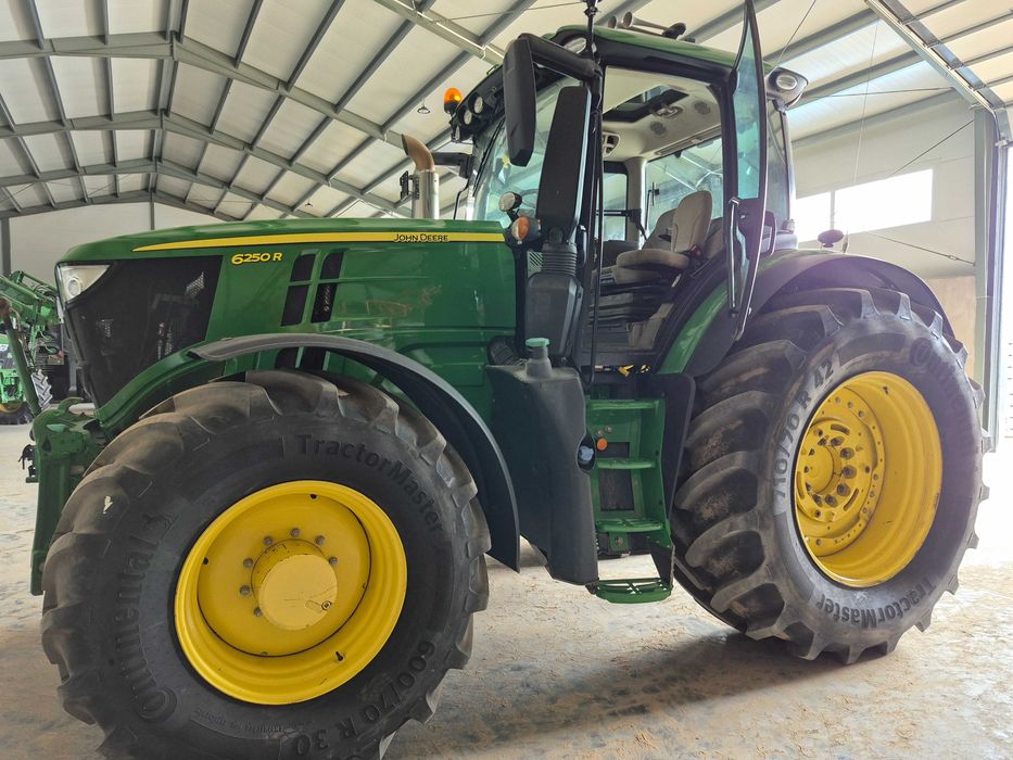 John deere 6250r full opcja stan idealny