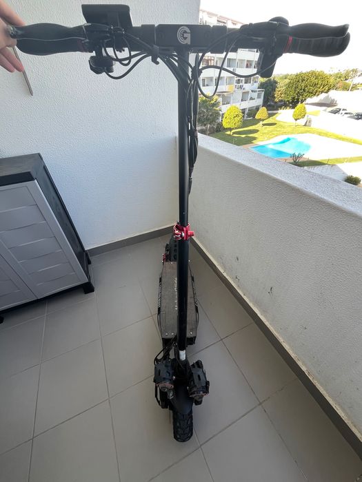 Trotinete Urban Glide E-CROSS PRO BOOST