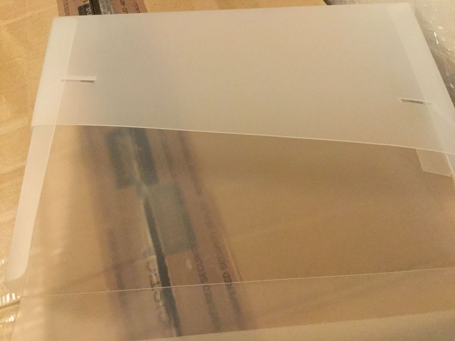 Capa A4 em plástico para folhas ou cadernos