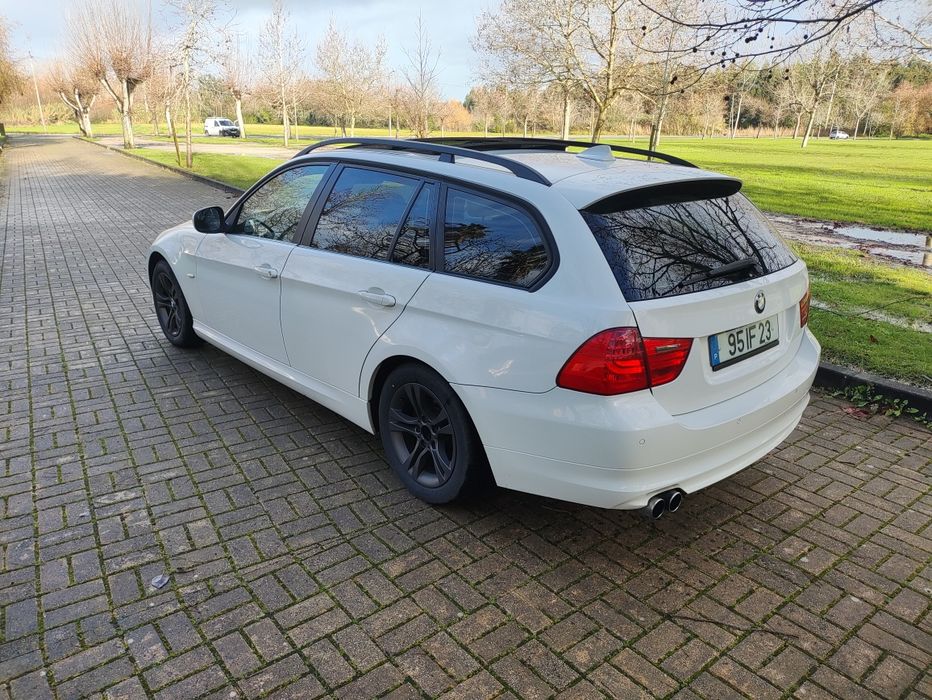 BMW 318D nacional teto panorâmico