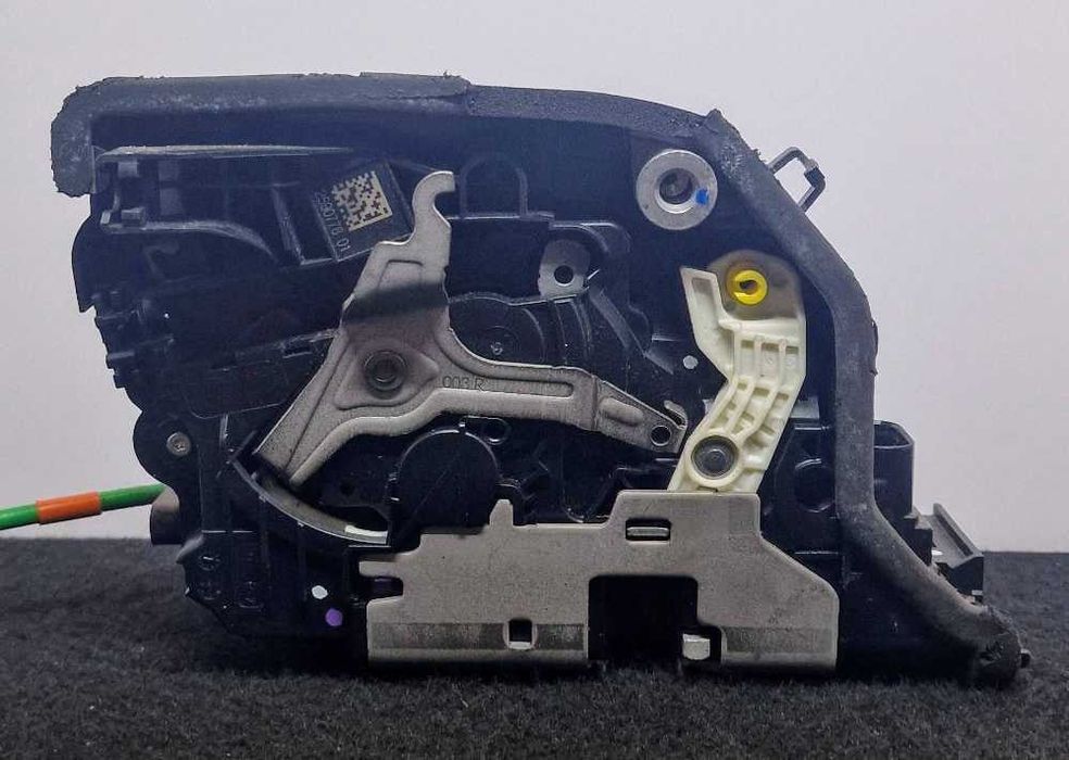 Fechadura / Fecho Porta Trás Direito 259077801 - BMW 5