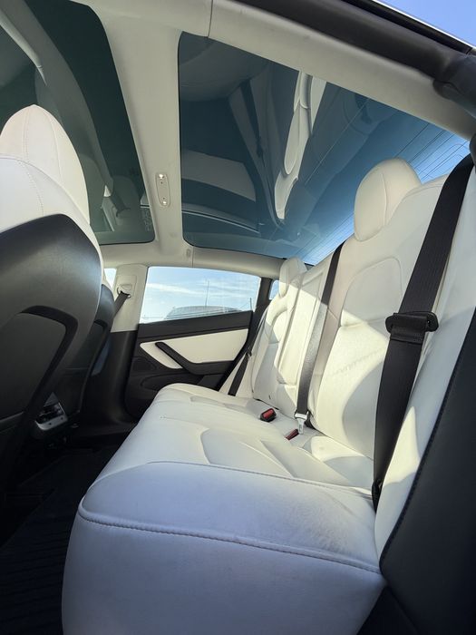 Tesla Model 3 Long Range Dual AWD 465CV
