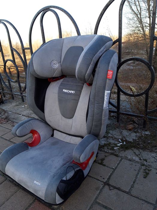 Автокрісло Recaro (Рекаро) Monza Nova  IsoFix   Гр. 2-3 (15 до 36 кг)
