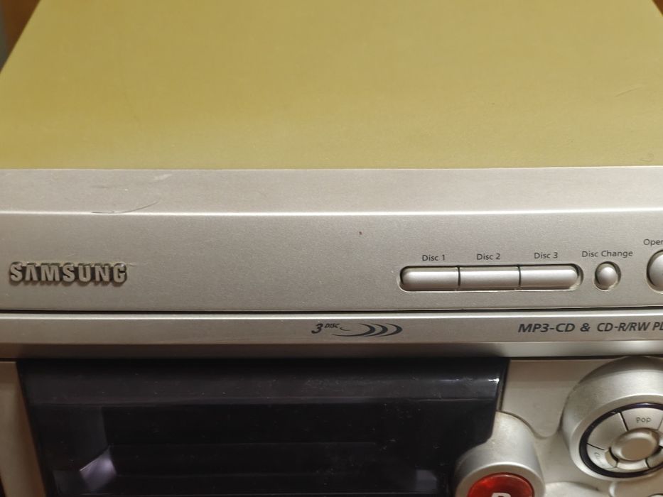 Музикальний центр SAMSUNG  MAX -ZB 450.