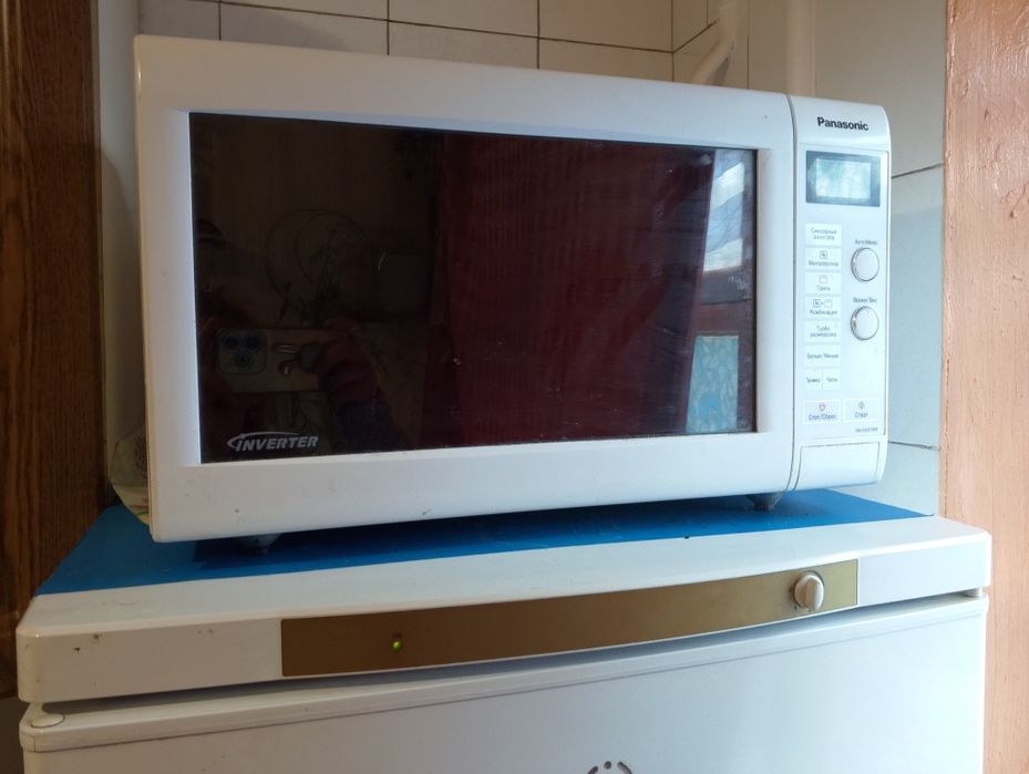 Продам микроволновку Панасоник