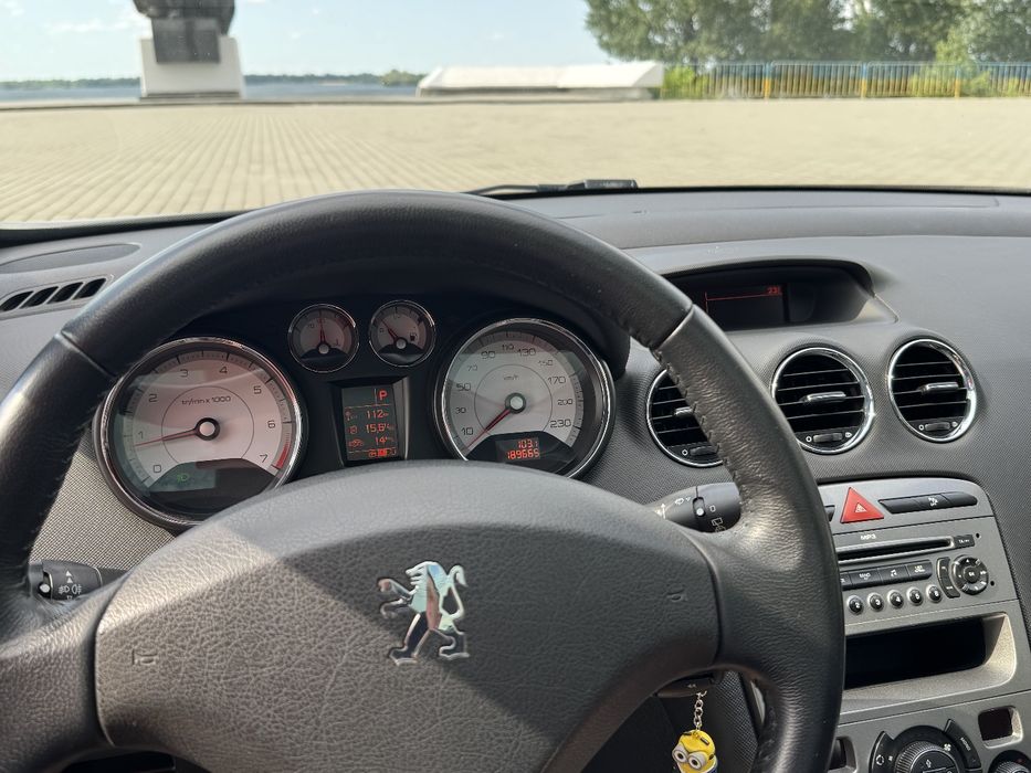 Продам авто Peugeot 308