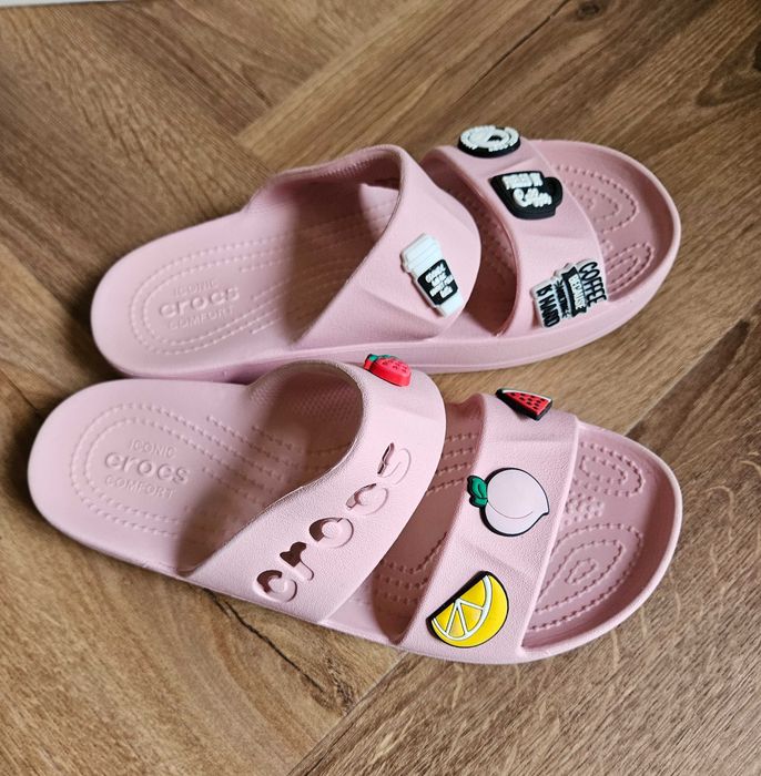 Klapki różowe damskie Crocs Baya Platform Sandal 39-40