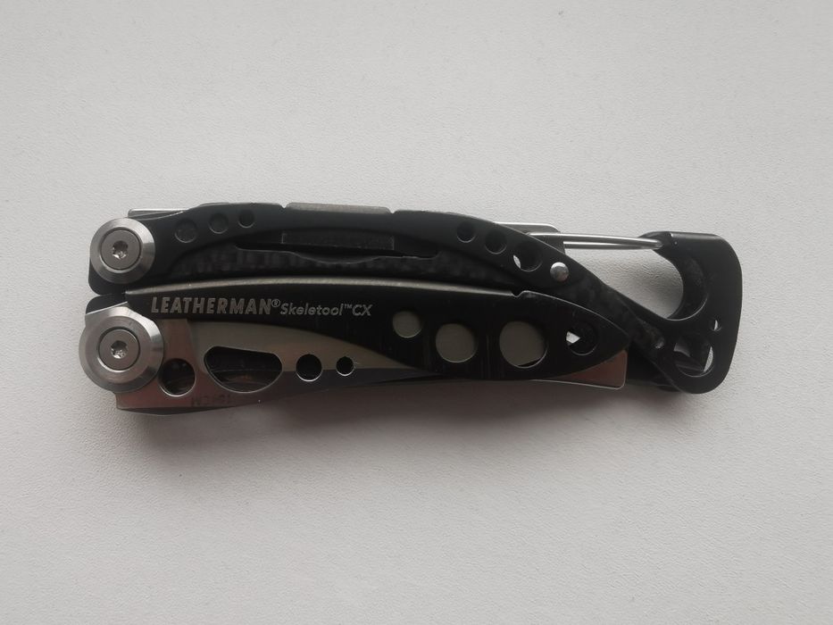 Leatherman skeletool