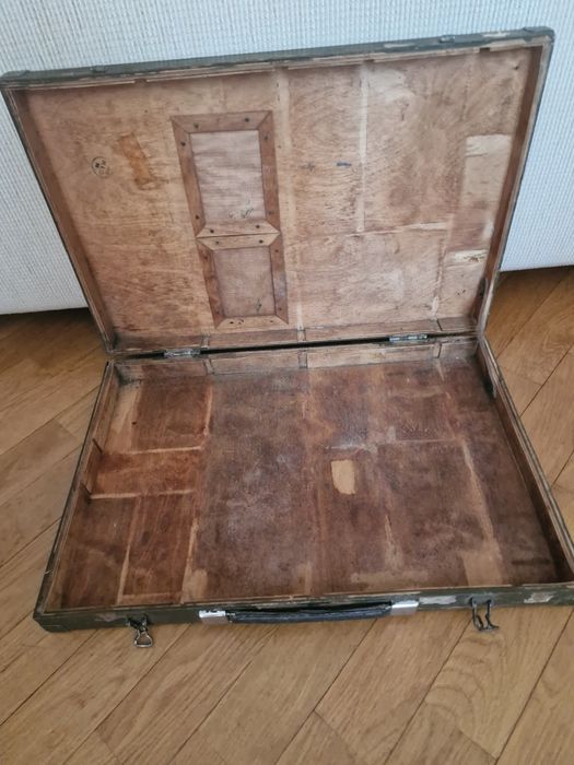 Для рибалки ящик- діпломат з пластику