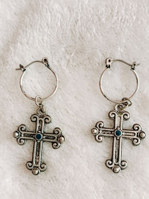 Brincos de várias marcas