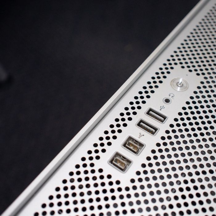 MAC PRO 5,1 - HexaCore at 3.33GHz 6core/12threads) - SSD [TOP]64584680503298124