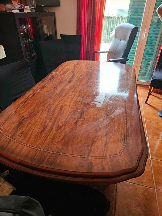 Mesa Extensivel + 6 cadeiras - Madeira