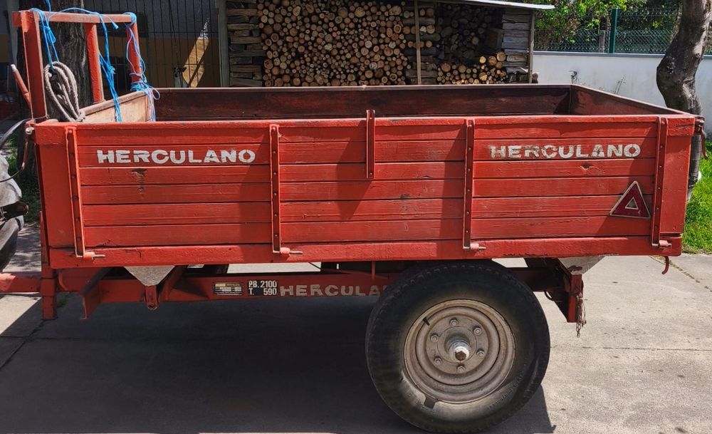 Reboque +  Frese Herculano