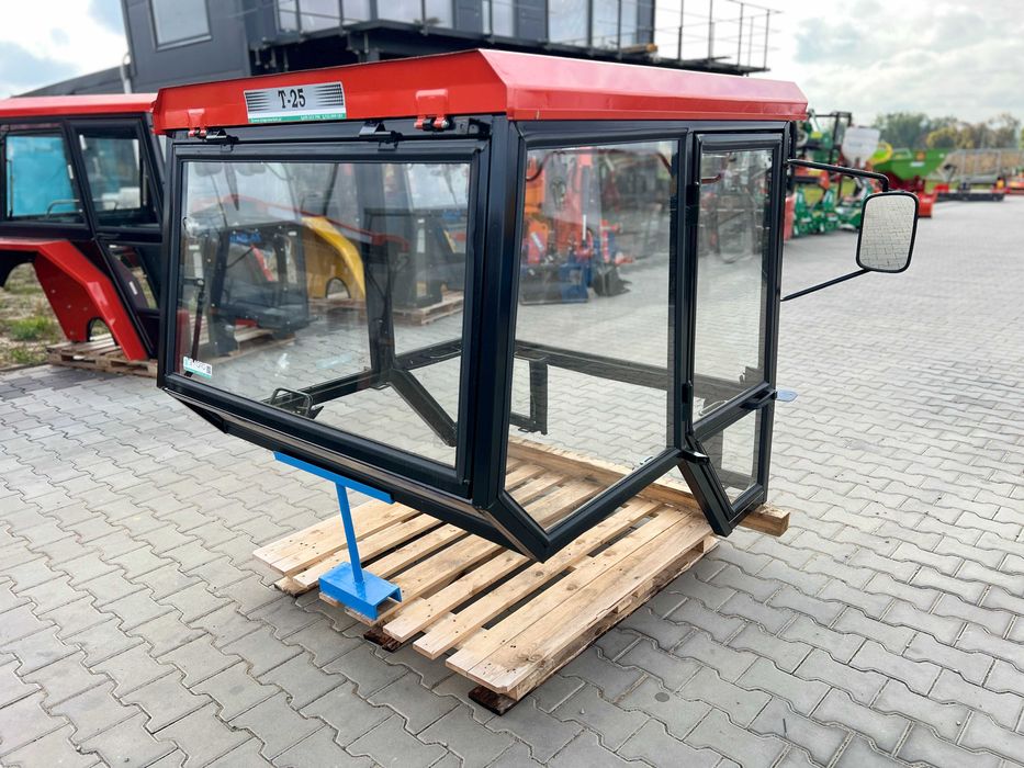 Kabina Ursus Kabina ciągnikowa z błotnikami/ kabina bez błotników C330 C-330 C360 C-360 MF235 MF255 T25 T-25 +wycieraczka / Dostawa całe PL --RATY--