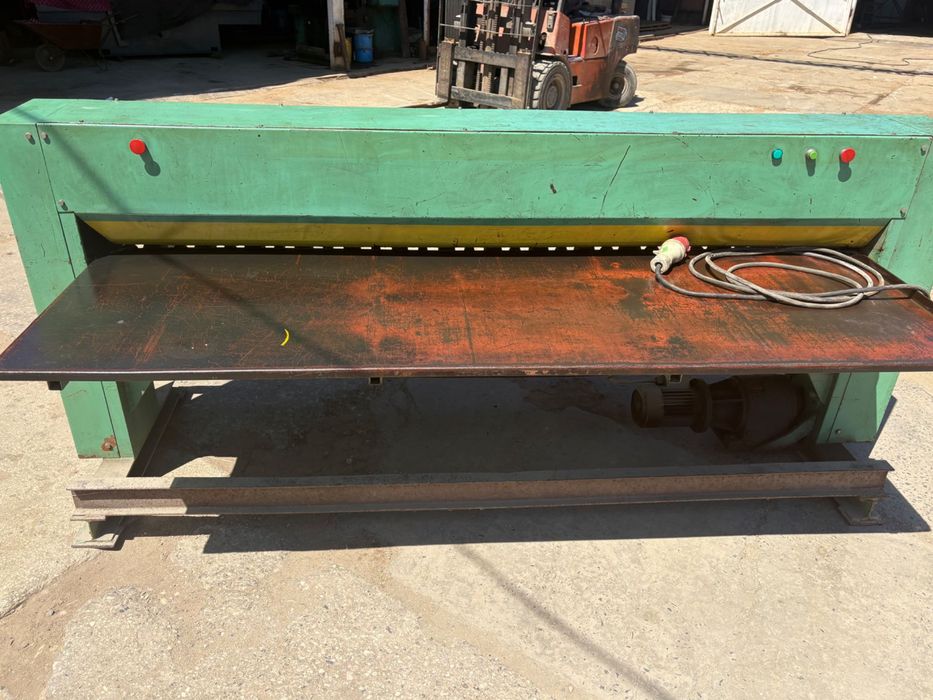 Falowarka usztywniarka do kanałów wentylacyjnych