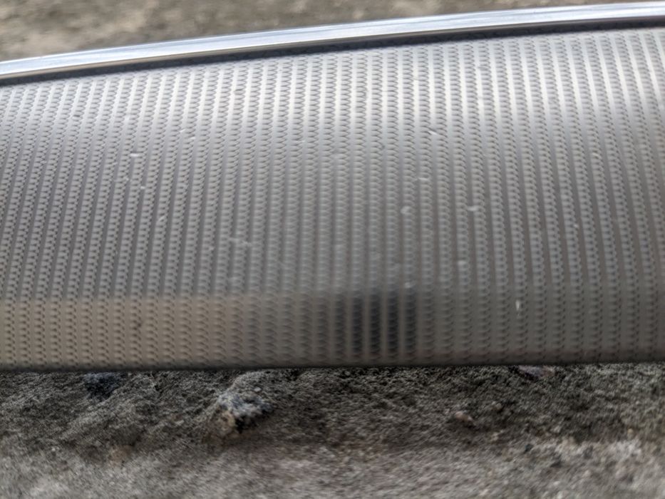 Молдинг, декор лівої водійської дверки