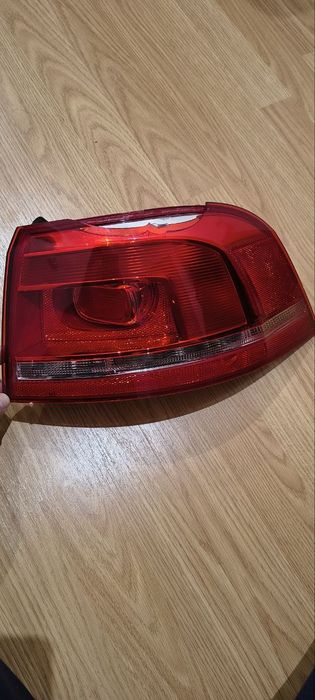 Задній стоп ліхтар пасат B7