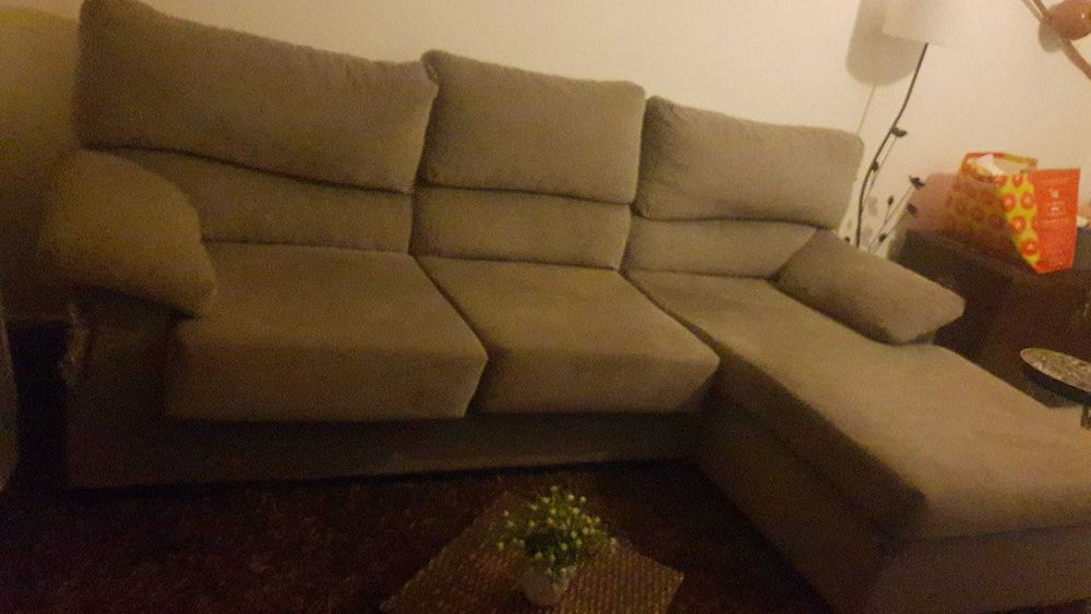 Vendo sofá em bom estado de conservação