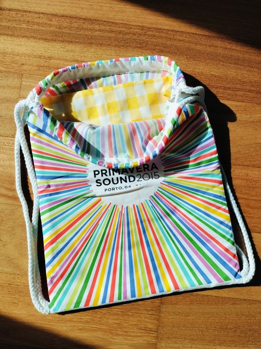 Saco-mochila com toalha picnic NOS Primavera Sound 2015