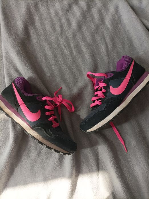 Nike MD Runner GG/ tamanho 36