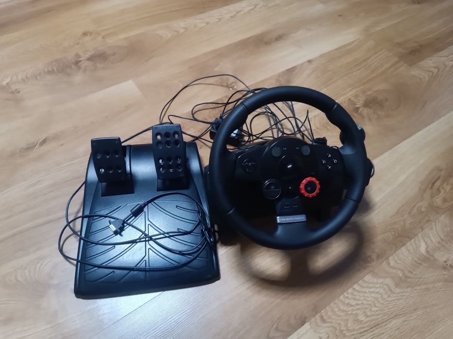 Kierownice Logitech Driving Force GT