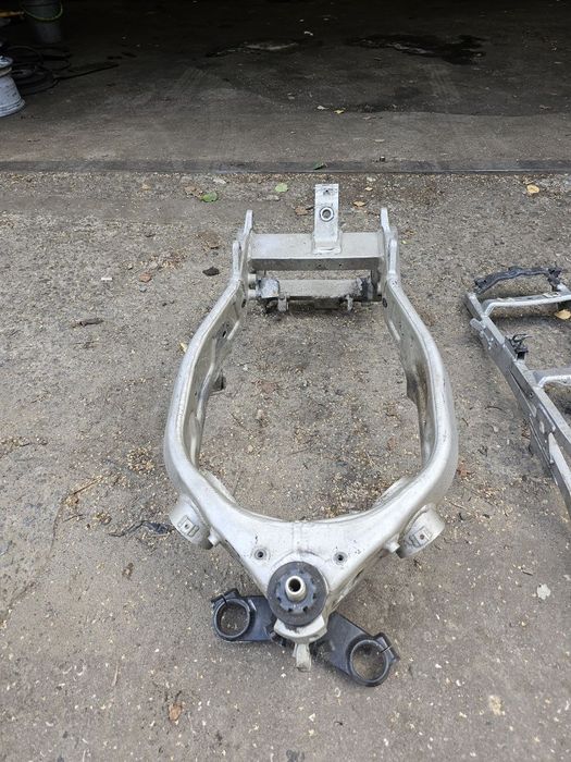 【専用】RAMZA様のみ kawasaki zx - купить раму, кронштейны и маятники на мото - Цена на