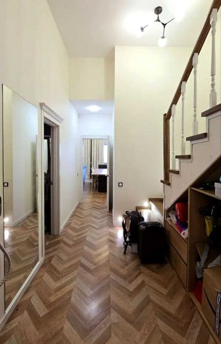 Продам 3х комнатную квартиру 120м2  в ЖК Околица  SM
