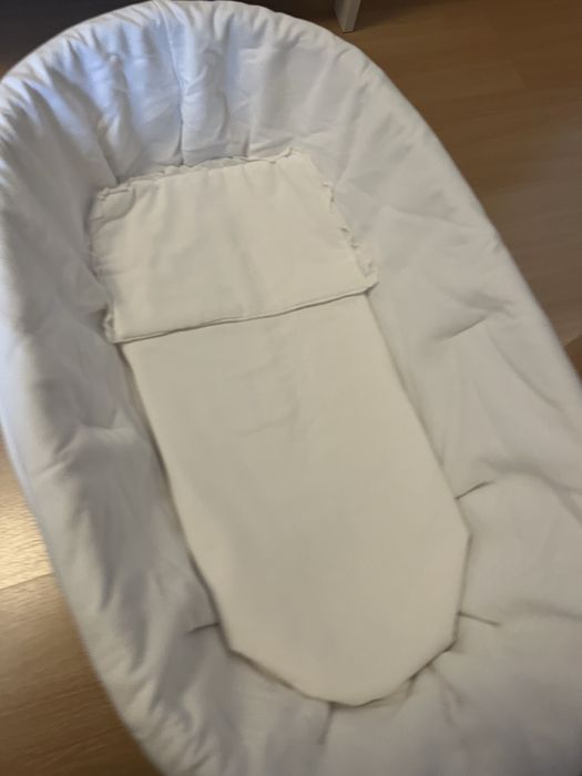 Cesta em verga branca para bebé dm bom estado