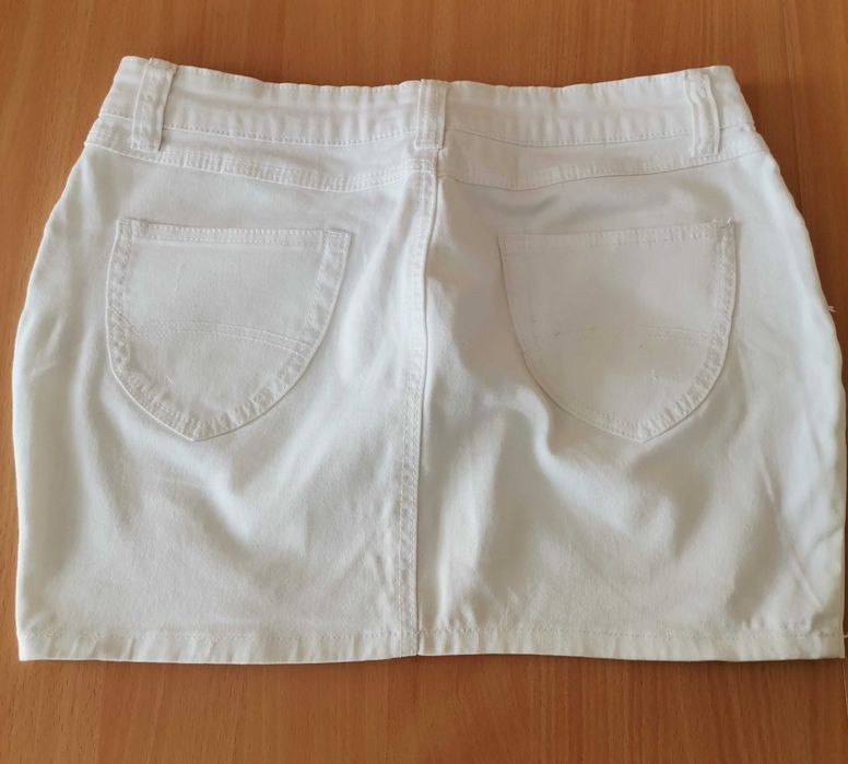 Biała spódniczka AMISU rozmiar 38