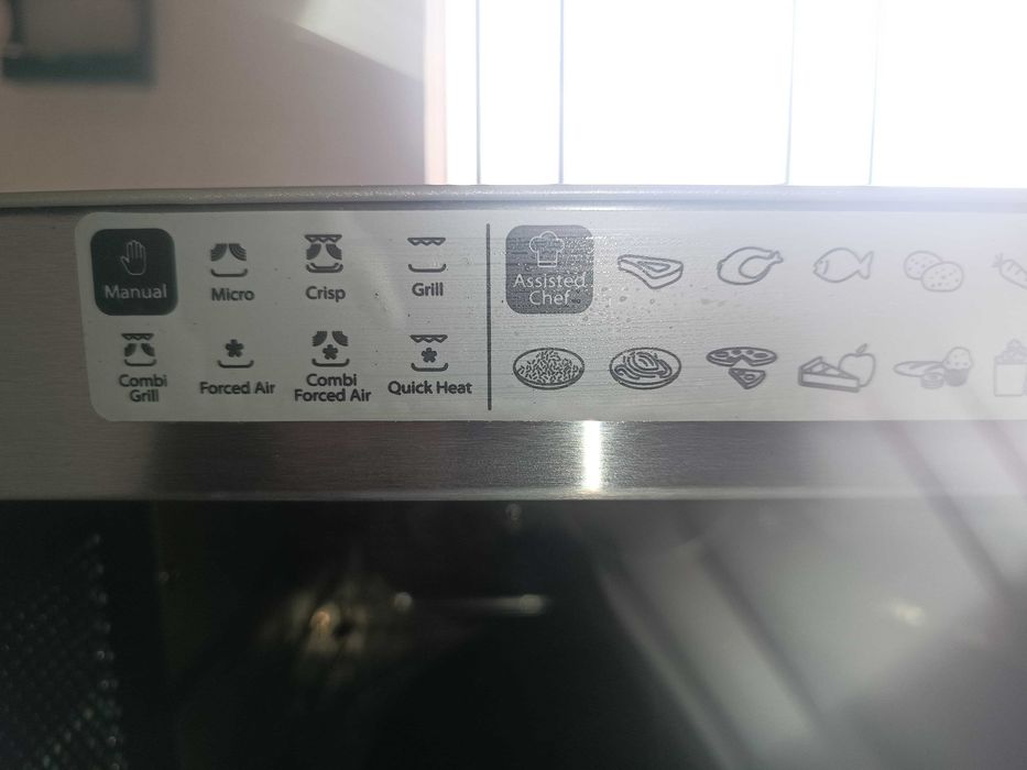 Micro-ondas + Forno Whirlpool 6th Sense